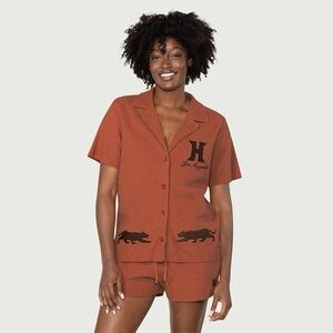 HONOR THE GIFT WOMEN JUNGLE SHORTS (BURGUNDY / CRIMSON)